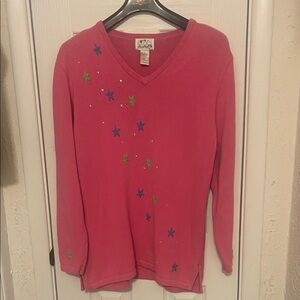 Quacker Factory Pink V-Neck Sweater with Star Accents Size Large